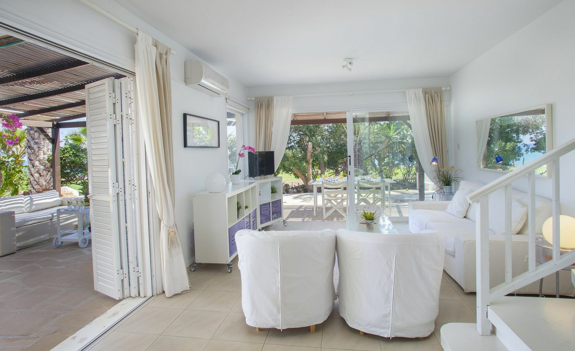 Villaer Napa Beachfront *